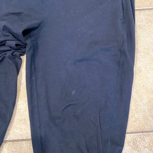 Sweaty Betty Navy Gary Cropped Jogger Sweatpants - Picture 6 of 7